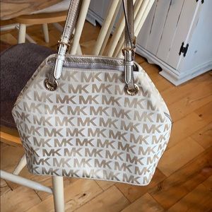 Michael Kors purse